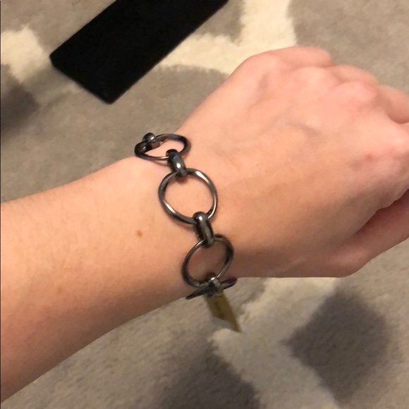 NWT Premier Designs Hemmie Bracelet - Picture 2 of 5